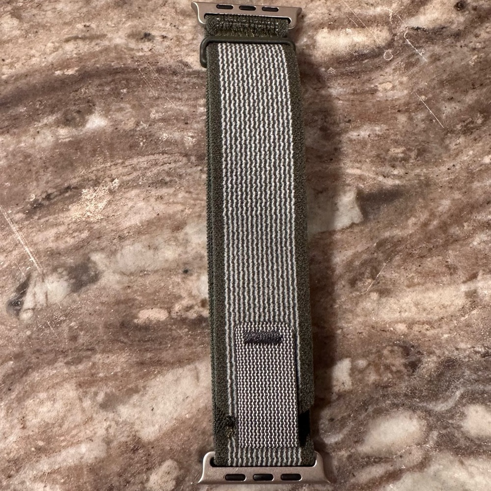 FREE* (1) Apple Watch Sport Loop Wristband Nylon & Velcro. Army Green Striped - Picture 6 of 16